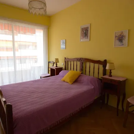Center - 4 People - Garage Apartment Antibes