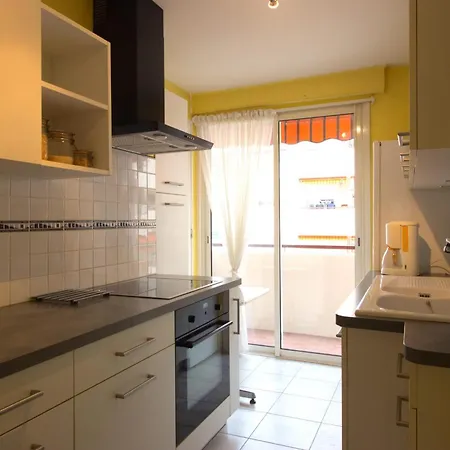 Center - 4 People - Garage Antibes