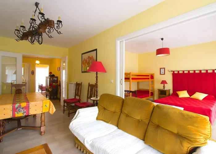 Center - 4 People - Garage